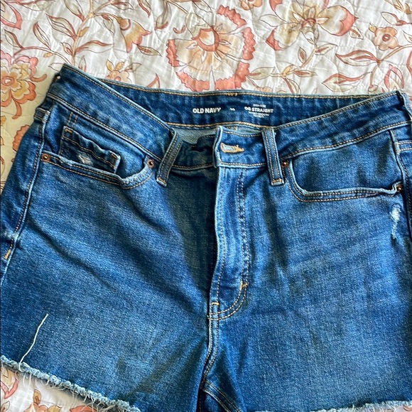 Old Navy Blue Jean Shorts - Picture 1 of 3